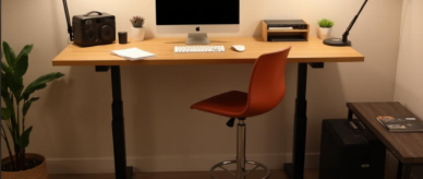 Steelcase ยกระดับการยศาสตร์ในที่ทํางานด้วยนวัตกรรมโซลูชั่นโต๊ะทํางานที่ปรับความสูงได้